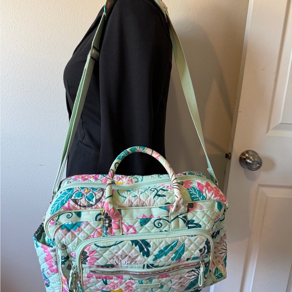 Vera Bradley Multicolor Floral Quilted Travel Bag - Picture 9 of 10